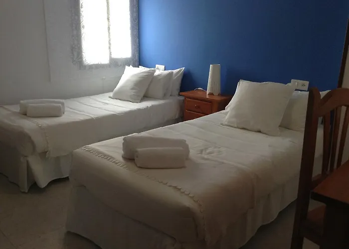 La Nova Tenalla - Adults Only