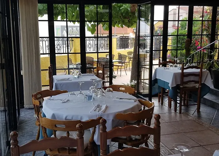 La Nova Tenalla - Adults Only Hotel